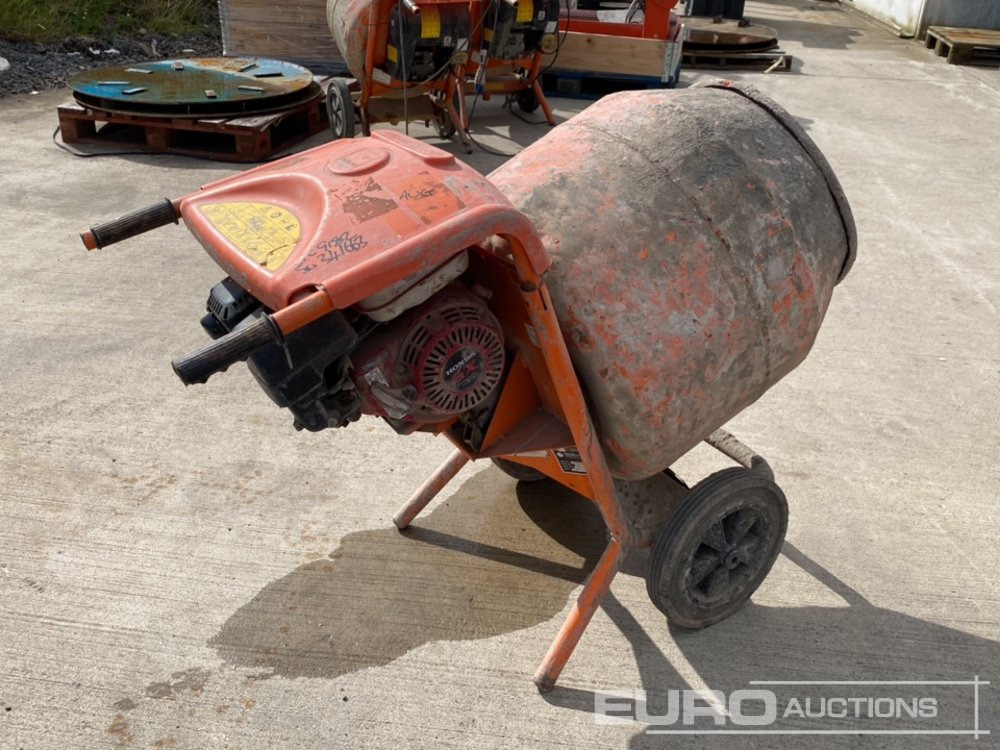 Altrad Minimmix 150 Petrol Cement Mixer, Honda Engine - Betongblandare: bild 4 Altrad Minimmix 150 Petrol Cement Mixer, Honda Engine - Betongblandare: bild 4