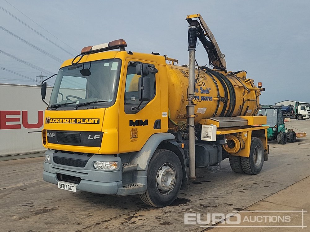 DAF LF55.220 - Tankbil: bild 1 DAF LF55.220 - Tankbil: bild 1