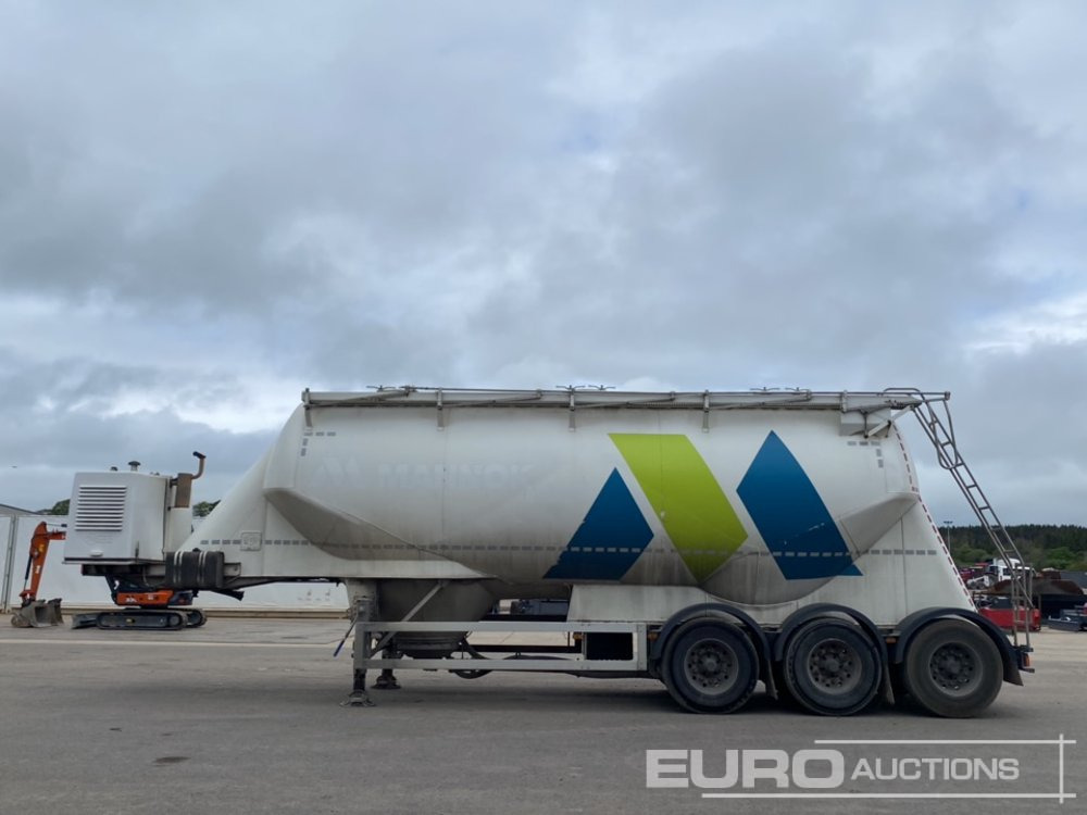 Feldbinder Tri Axle Cement Trailer, BPW Axles - Tanktrailer: bild 2 Feldbinder Tri Axle Cement Trailer, BPW Axles - Tanktrailer: bild 2