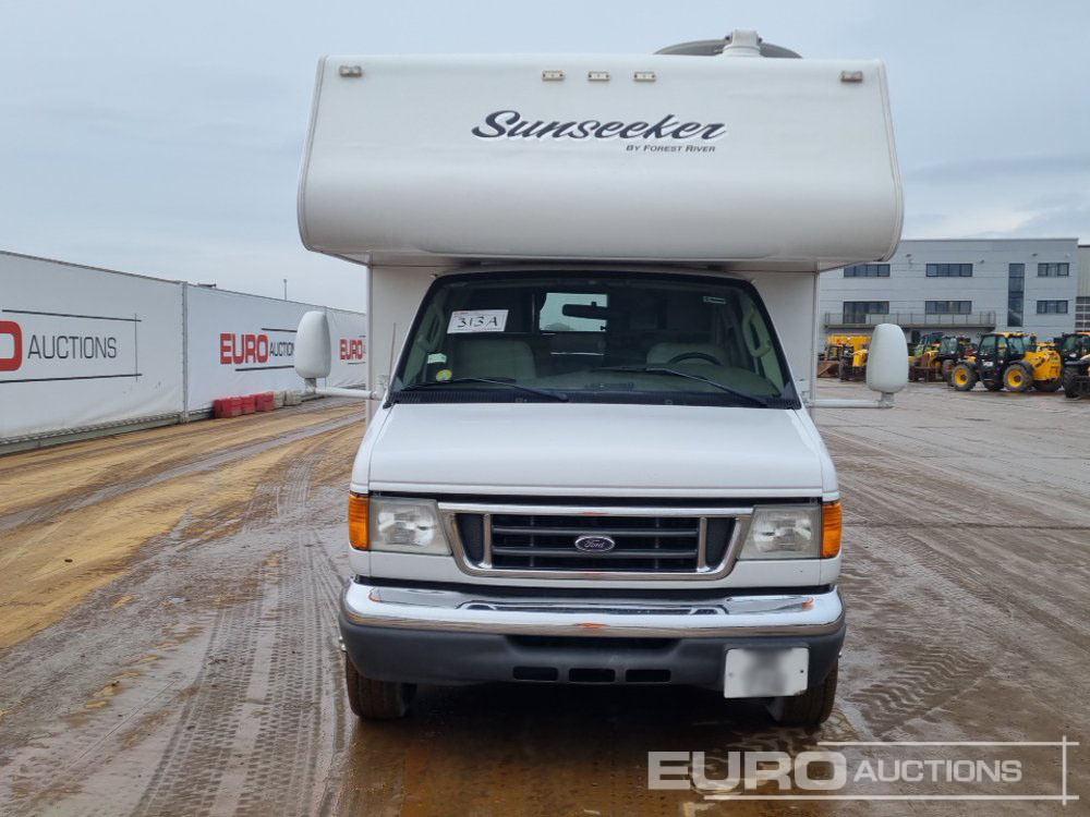Ford E450 - SUV: bild 5 Ford E450 - SUV: bild 5