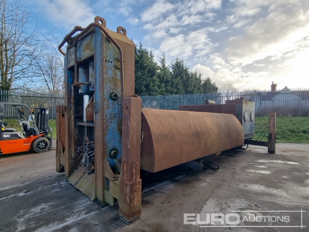 Hydraulic Baler Sheer, 4 Cylinder Engine - Grovkross: bild 5 Hydraulic Baler Sheer, 4 Cylinder Engine - Grovkross: bild 5