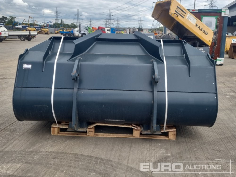 Hyundai 104" Loading Bucket to suit Hyundai HL940 Wheeled Loader - Skopa: bild 4 Hyundai 104" Loading Bucket to suit Hyundai HL940 Wheeled Loader - Skopa: bild 4