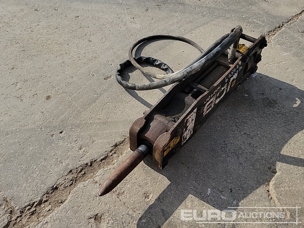 JCB HM100 - Hydraulisk hammare: bild 1 JCB HM100 - Hydraulisk hammare: bild 1