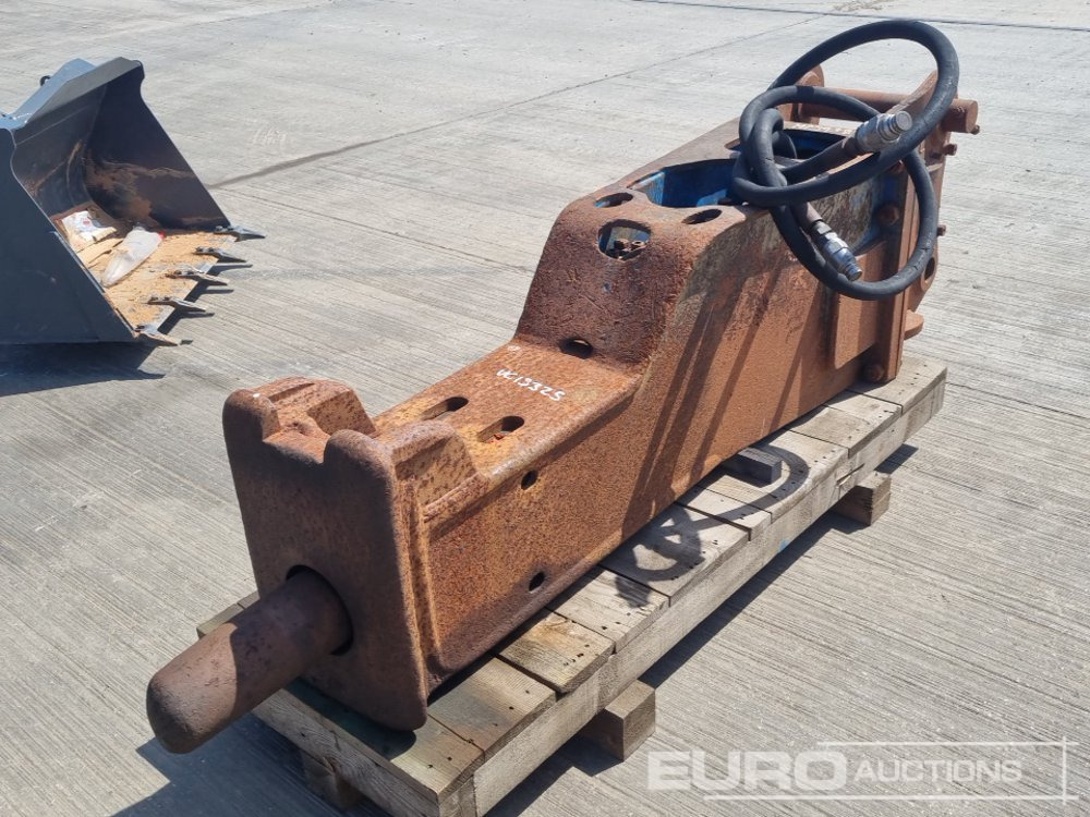 Krupp HM960 - Hydraulisk hammare: bild 1 Krupp HM960 - Hydraulisk hammare: bild 1