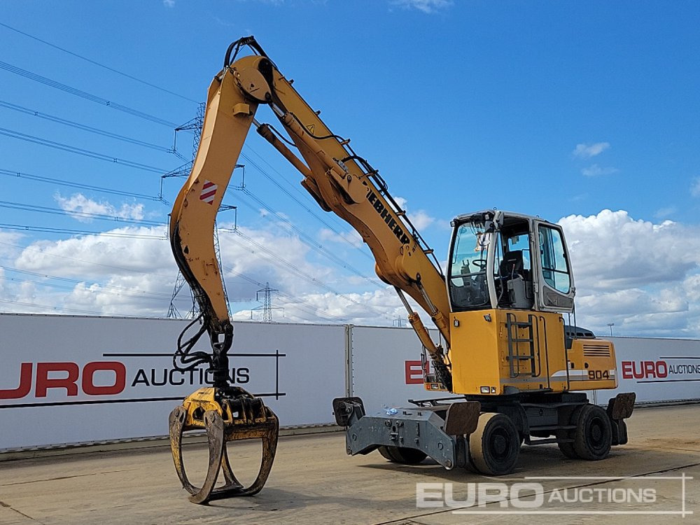 Liebherr A904C Litronic - Grävmaskin på däck: bild 1 Liebherr A904C Litronic - Grävmaskin på däck: bild 1
