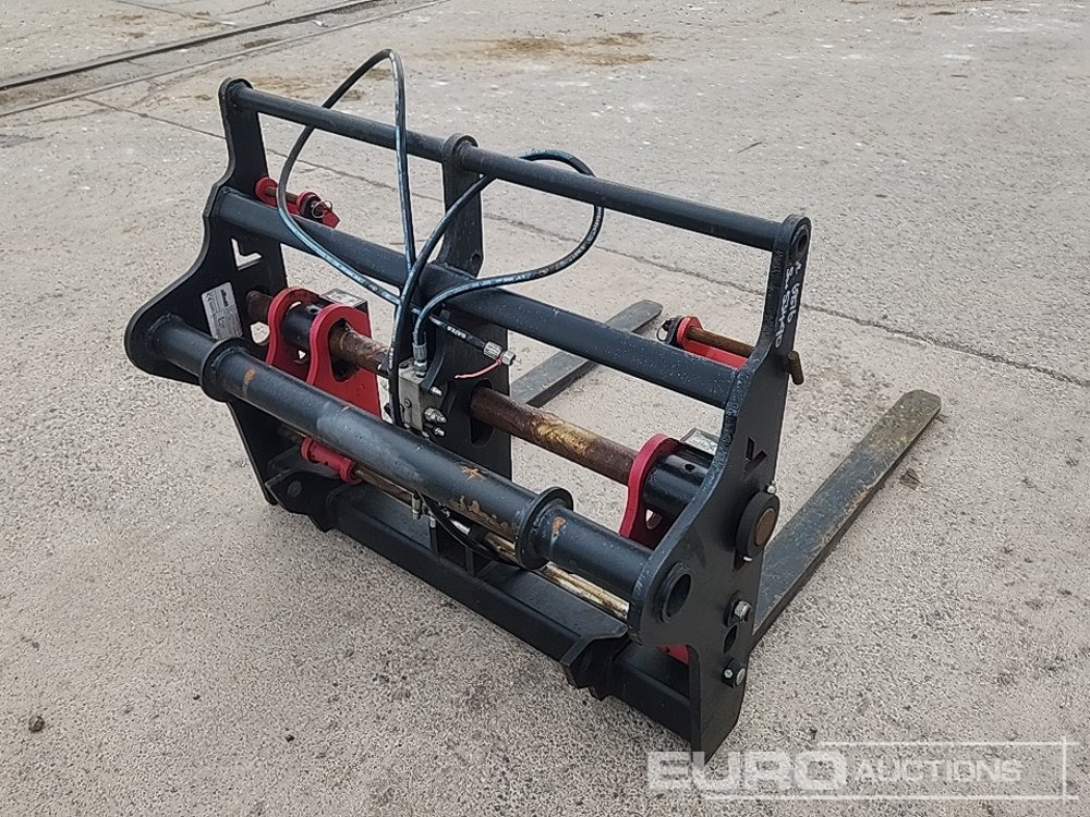 2020 Albutt Pallet Forks, Hydraulic Fork Postioner to suit Manitou Telehandler - Materialhanteringsutrustning: bild 3 2020 Albutt Pallet Forks, Hydraulic Fork Postioner to suit Manitou Telehandler - Materialhanteringsutrustning: bild 3