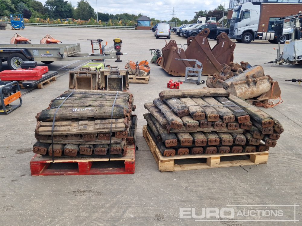 Pallet of 800mm Rubber Block Pads (2 of) - Larvband för Byggmaskiner: bild 2 Pallet of 800mm Rubber Block Pads (2 of) - Larvband för Byggmaskiner: bild 2