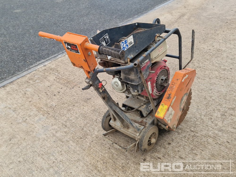 Petrol Road Saw, Honda Engine (Spares) - Asfaltmaskin: bild 5 Petrol Road Saw, Honda Engine (Spares) - Asfaltmaskin: bild 5
