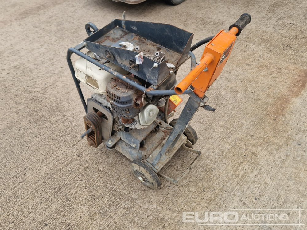 Petrol Road Saw, Honda Engine (Spares) - Asfaltmaskin: bild 3 Petrol Road Saw, Honda Engine (Spares) - Asfaltmaskin: bild 3