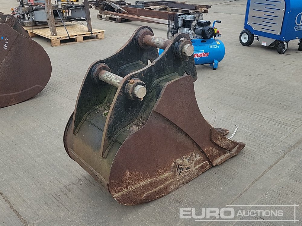 Rhinox 24" Digging Bucket 65mm Pin to suit 13 Ton Excavator - Skopa: bild 5 Rhinox 24" Digging Bucket 65mm Pin to suit 13 Ton Excavator - Skopa: bild 5