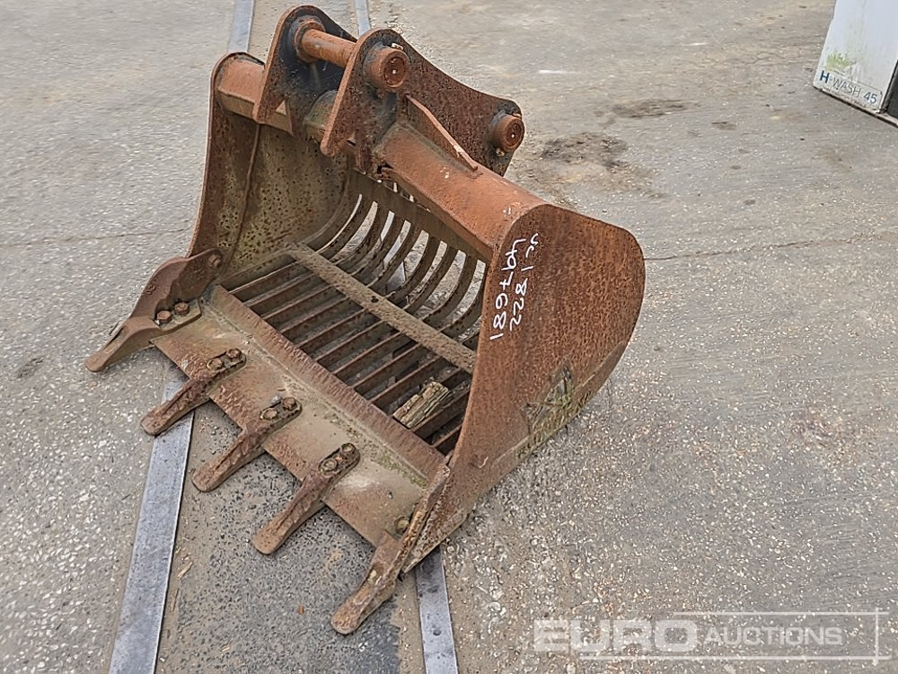 Rhinox 36" Skeleton Bucket 45mm Pin to suit 4-6 Ton Excavator - Skopa: bild 1 Rhinox 36" Skeleton Bucket 45mm Pin to suit 4-6 Ton Excavator - Skopa: bild 1
