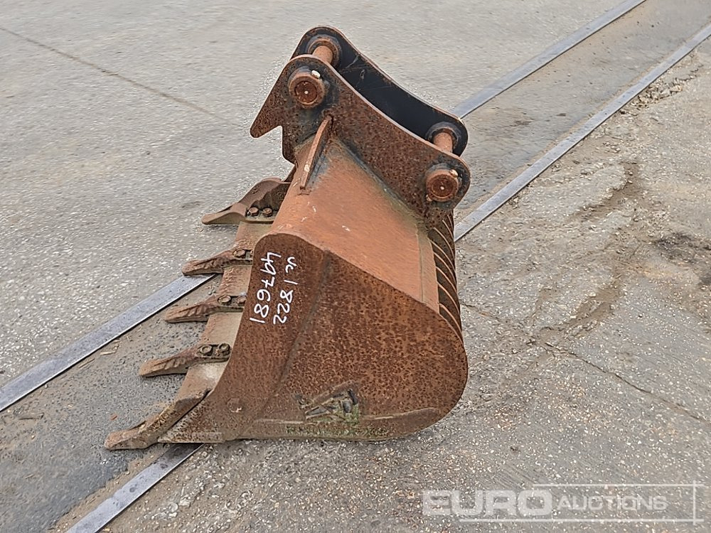 Rhinox 36" Skeleton Bucket 45mm Pin to suit 4-6 Ton Excavator - Skopa: bild 2 Rhinox 36" Skeleton Bucket 45mm Pin to suit 4-6 Ton Excavator - Skopa: bild 2