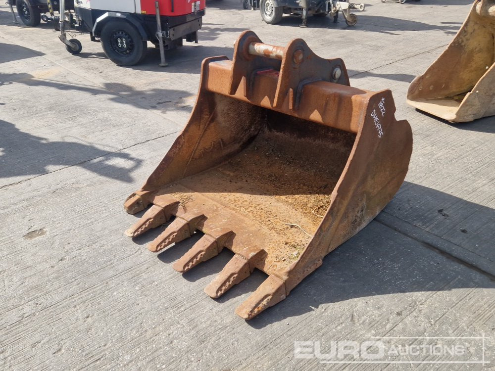 Rhinox 48" Digging Bucket 65mm Pin to suit 13 Ton Excavator - Skopa: bild 3 Rhinox 48" Digging Bucket 65mm Pin to suit 13 Ton Excavator - Skopa: bild 3