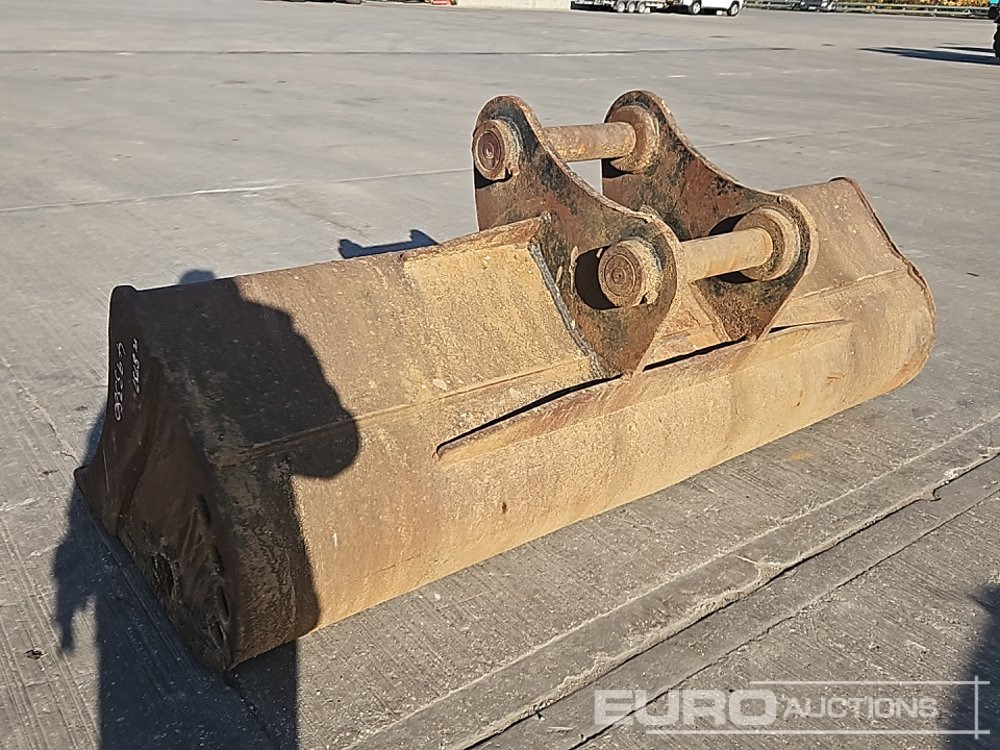 Rhinox 84" Ditching Bucket 80mm Pin to suit 20 Ton Excavator - Skopa: bild 3 Rhinox 84" Ditching Bucket 80mm Pin to suit 20 Ton Excavator - Skopa: bild 3