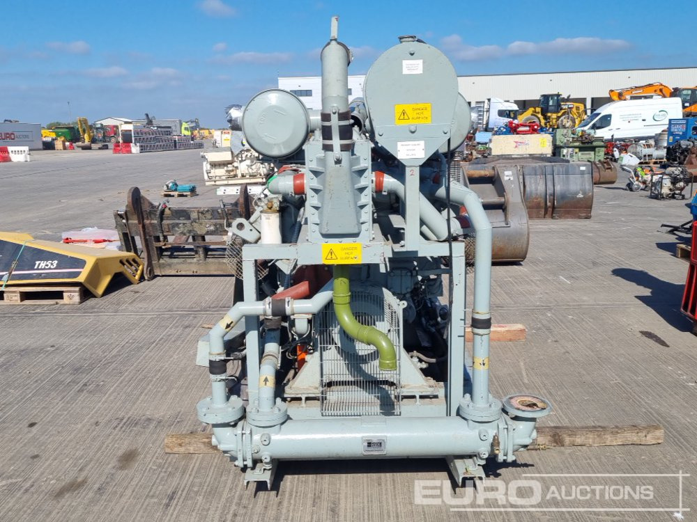 Stamford 288kVA Skid Mounted Generator, Rolls-Royce V8 Engine - Elgenerator: bild 4 Stamford 288kVA Skid Mounted Generator, Rolls-Royce V8 Engine - Elgenerator: bild 4
