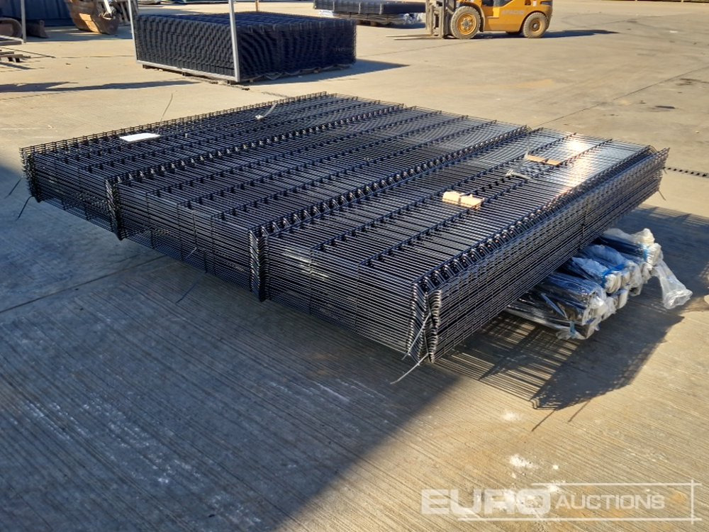Unused Galvanised & Powder Coated Heavy Duty (5mm) Wire Mesh Fencing, 25 x H2.4m x W2.2m Panels, 26 x 60mm x 60mm x3m Posts, with Fittings (Black) - Entreprenadutrustning: bild 3 Unused Galvanised & Powder Coated Heavy Duty (5mm) Wire Mesh Fencing, 25 x H2.4m x W2.2m Panels, 26 x 60mm x 60mm x3m Posts, with Fittings (Black) - Entreprenadutrustning: bild 3