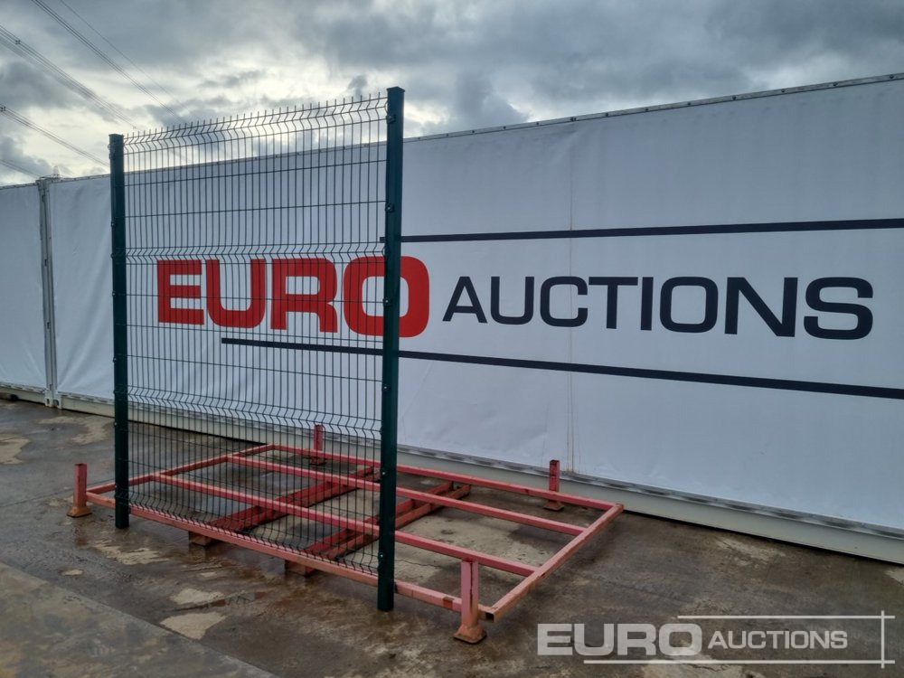 Unused Galvanised & Powder Coated Heavy Duty (5mm) Wire Mesh Fencing, 25 x H2.4m x W2.2m Panels, 26 x 60mm x 60mm x3m Posts, with Fittings (Green) - Entreprenadutrustning: bild 3 Unused Galvanised & Powder Coated Heavy Duty (5mm) Wire Mesh Fencing, 25 x H2.4m x W2.2m Panels, 26 x 60mm x 60mm x3m Posts, with Fittings (Green) - Entreprenadutrustning: bild 3