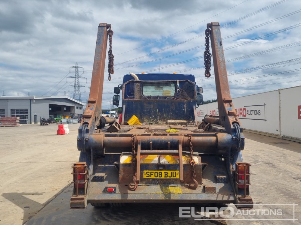 Volvo 4x2 Skip Loader Lorry, Extendable Arms, Manual Gearbox (Reg. Docs. & Plating Certificate Available) - Liftdumper lastbil: bild 4 Volvo 4x2 Skip Loader Lorry, Extendable Arms, Manual Gearbox (Reg. Docs. & Plating Certificate Available) - Liftdumper lastbil: bild 4