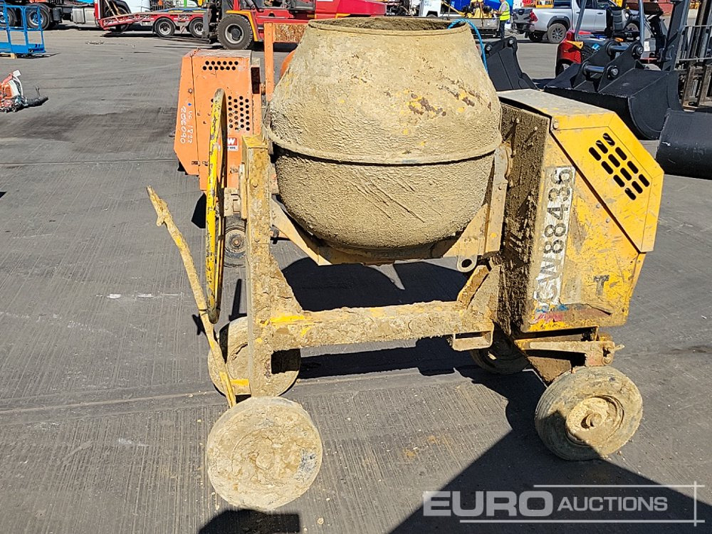 Winget Diesel Cement Mixer, Electric Start Yanmar Engine - Betongblandare: bild 2 Winget Diesel Cement Mixer, Electric Start Yanmar Engine - Betongblandare: bild 2