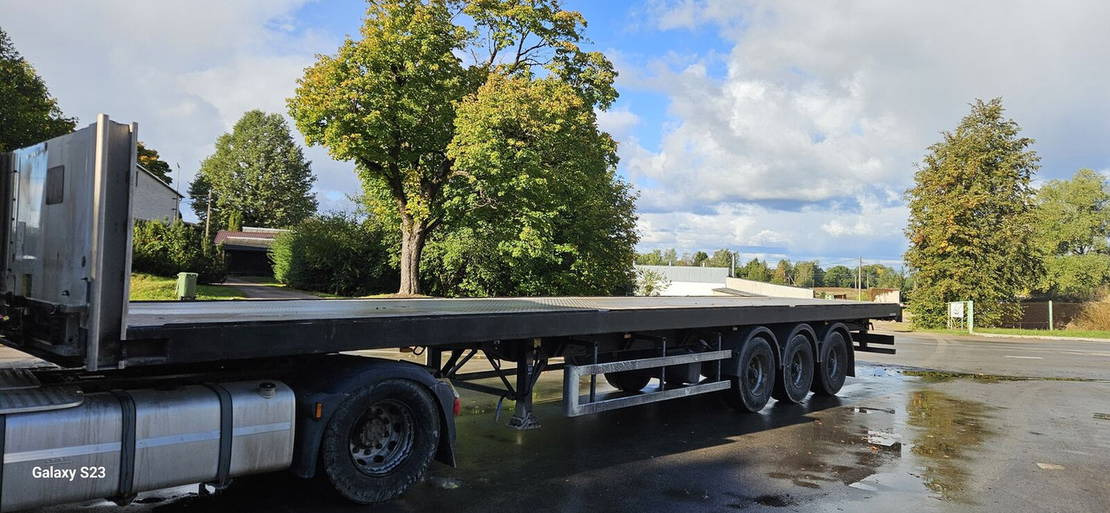 Gray and Adams - Flaktrailer: bild 1 Gray and Adams - Flaktrailer: bild 1