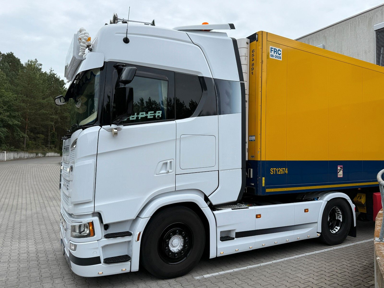Scania S460/Standklima/Retarder/2 Tanks - Dragbil: bild 3 Scania S460/Standklima/Retarder/2 Tanks - Dragbil: bild 3