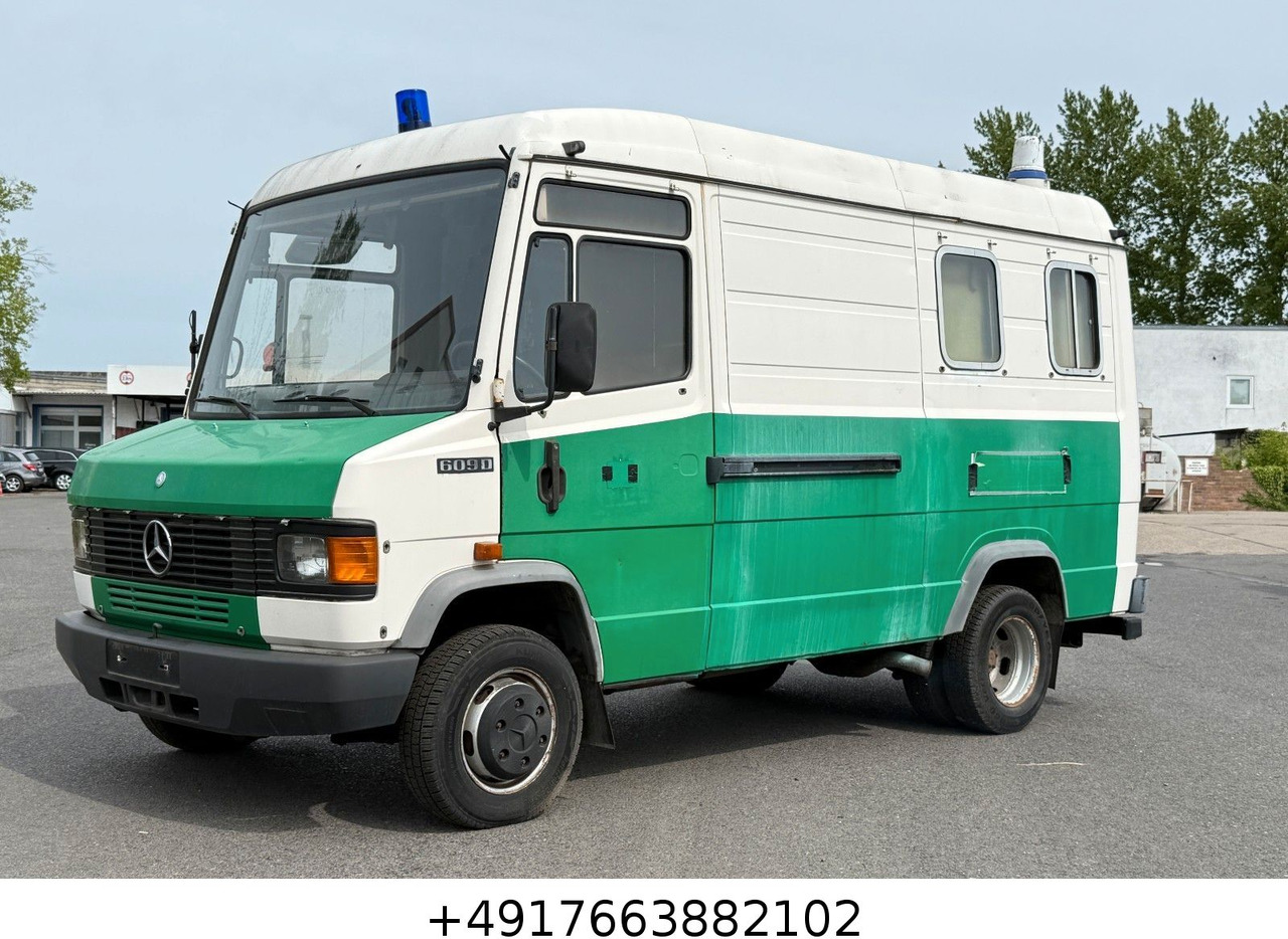 Mercedes-Benz Vario 609D/Manschaftswagen - Skåpbil: bild 1 Mercedes-Benz Vario 609D/Manschaftswagen - Skåpbil: bild 1
