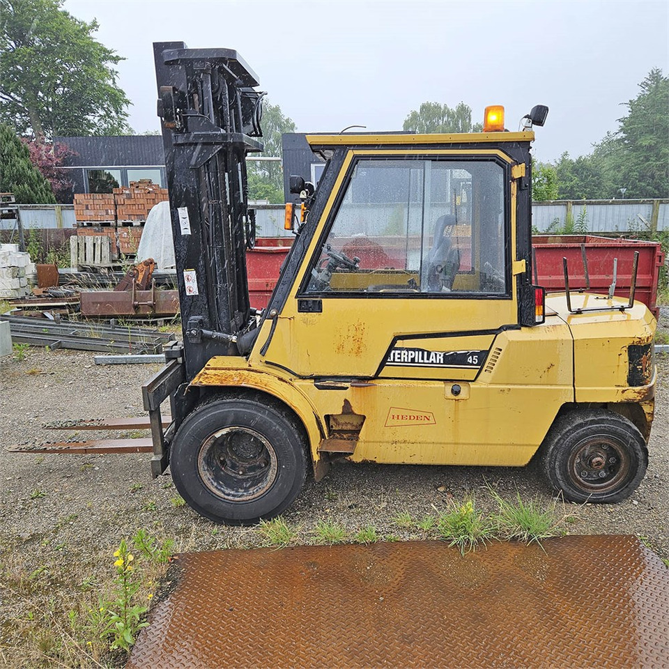 Caterpillar DP45 - Motviktstruck: bild 2 Caterpillar DP45 - Motviktstruck: bild 2