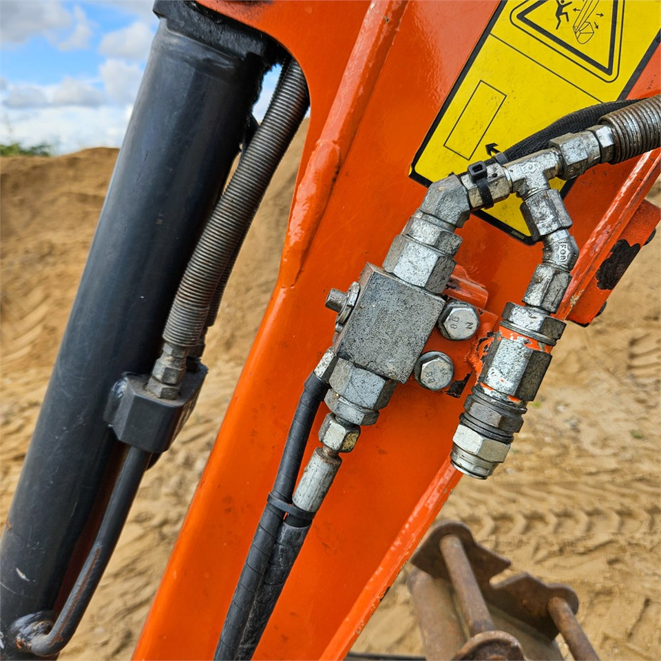 Leasa Hitachi ZX19-6 CR Hitachi ZX19-6 CR: bild 21