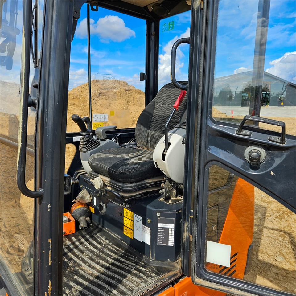 Leasa Hitachi ZX19-6 CR Hitachi ZX19-6 CR: bild 9