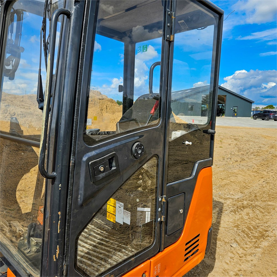 Leasa Hitachi ZX19-6 CR Hitachi ZX19-6 CR: bild 8