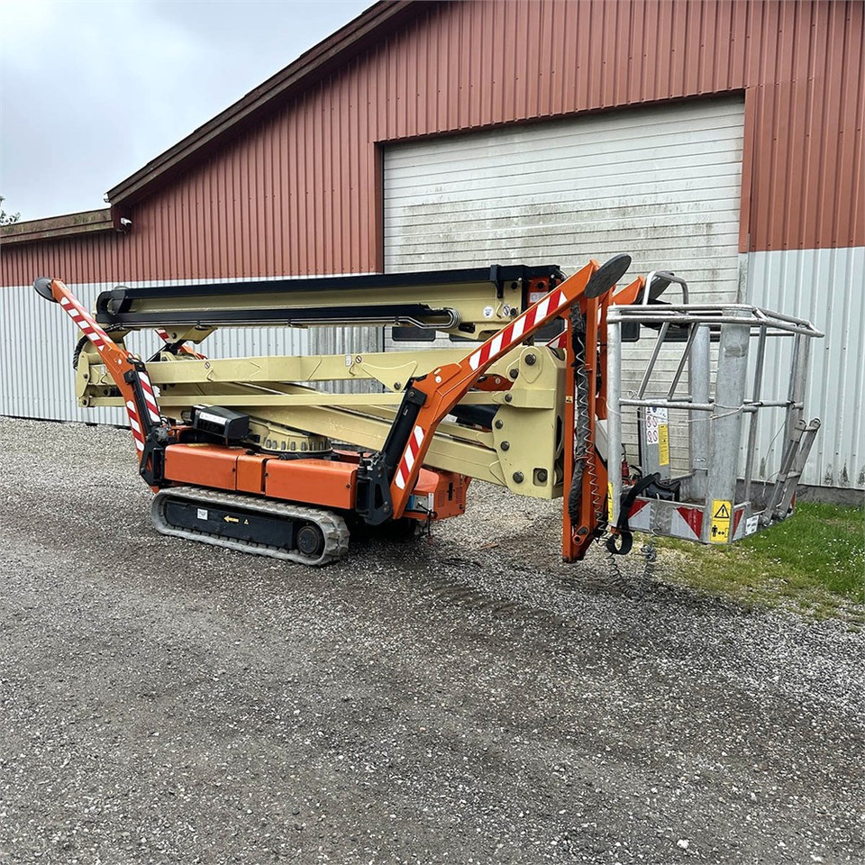 JLG X23J - Larvbandslift: bild 1 JLG X23J - Larvbandslift: bild 1