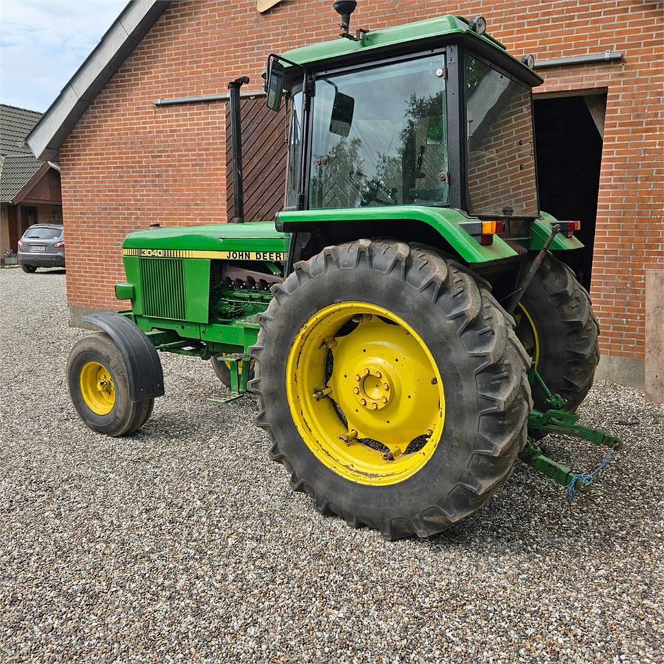 John Deere 3040 - Traktor: bild 3 John Deere 3040 - Traktor: bild 3