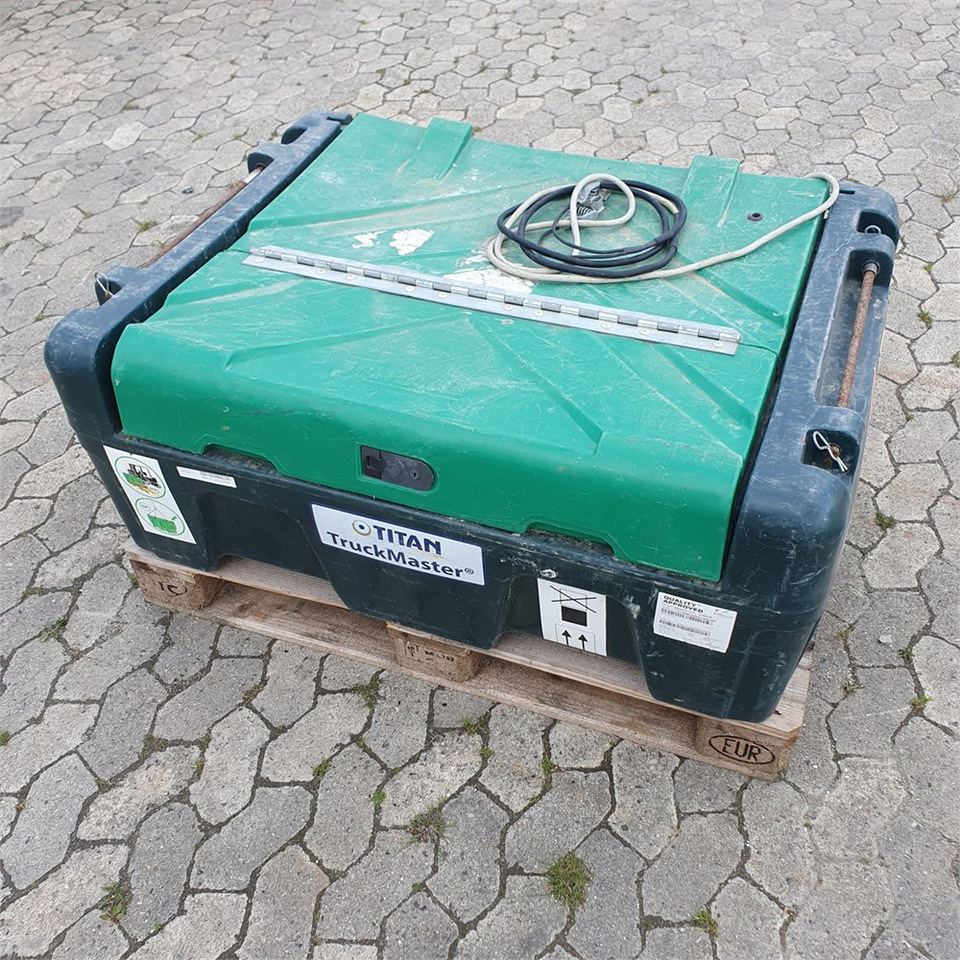 Kingspan 200 Liter - Lagringstank: bild 1 Kingspan 200 Liter - Lagringstank: bild 1