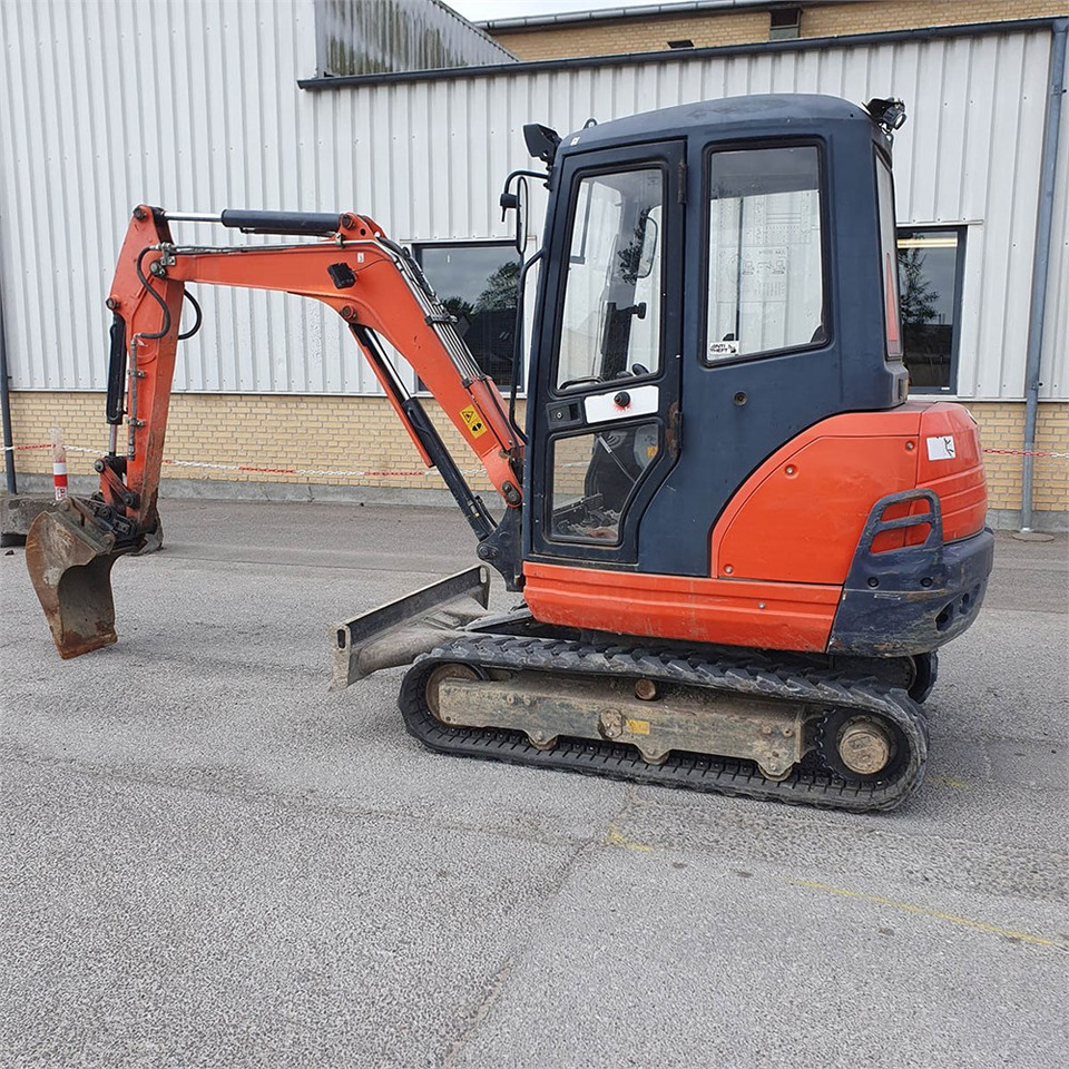 Kubota KX61-3 - Minigrävmaskin: bild 1 Kubota KX61-3 - Minigrävmaskin: bild 1