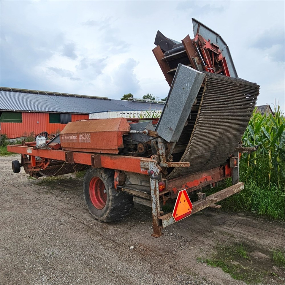 Kverneland UN 2200 - Potatisupptagare: bild 1 Kverneland UN 2200 - Potatisupptagare: bild 1