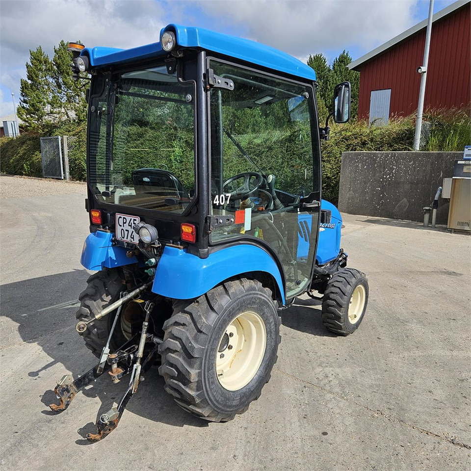 LS Mtron Ls J27HST - Kommunaltraktor: bild 5 LS Mtron Ls J27HST - Kommunaltraktor: bild 5