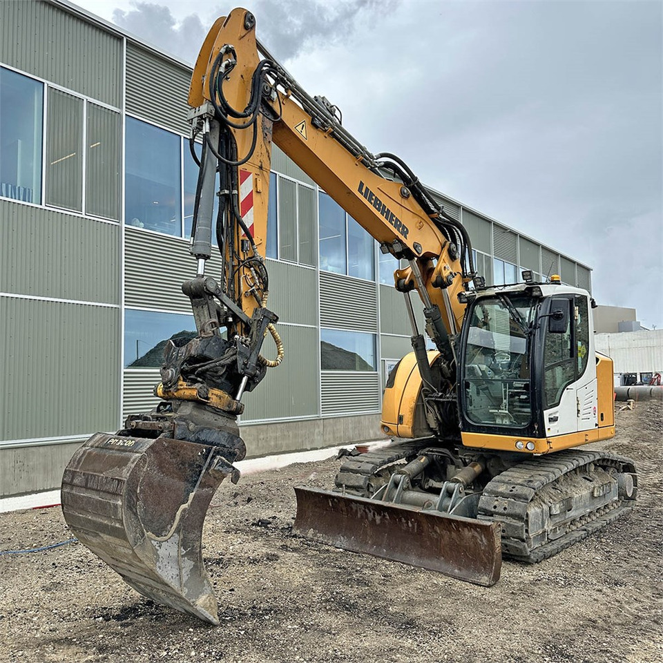 Liebherr R914 Compact Litronic - Minigrävmaskin: bild 3 Liebherr R914 Compact Litronic - Minigrävmaskin: bild 3