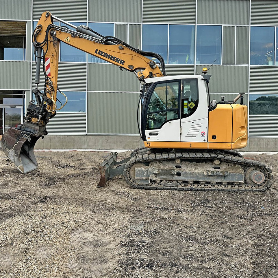 Liebherr R914 Compact Litronic - Minigrävmaskin: bild 2 Liebherr R914 Compact Litronic - Minigrävmaskin: bild 2