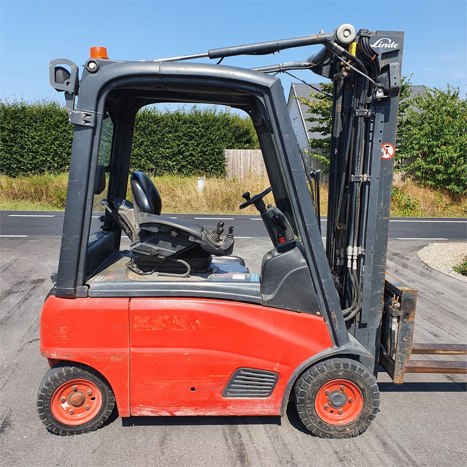 Linde H16 P-01 - Motviktstruck: bild 3 Linde H16 P-01 - Motviktstruck: bild 3