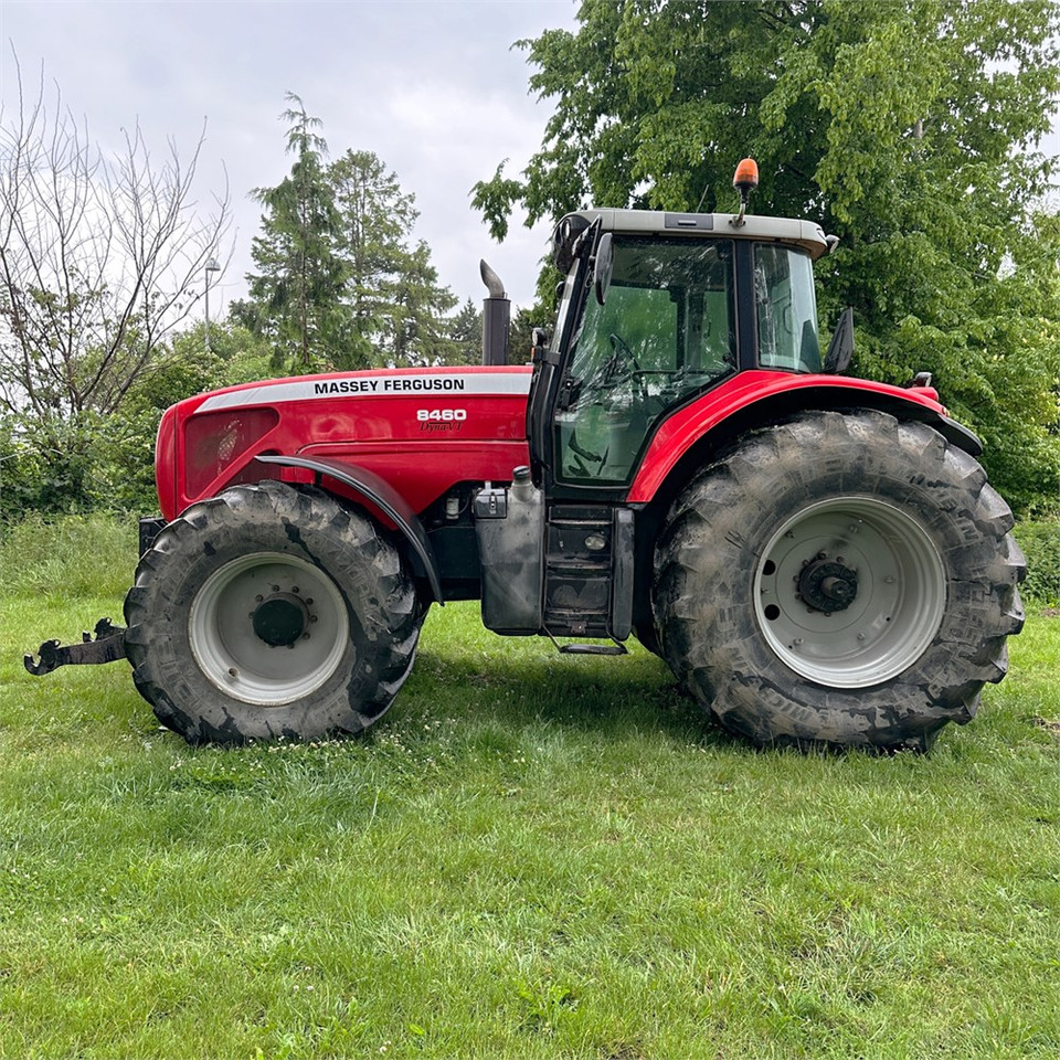 Massey Ferguson MF8460 Dyna-VT - Traktor: bild 4 Massey Ferguson MF8460 Dyna-VT - Traktor: bild 4