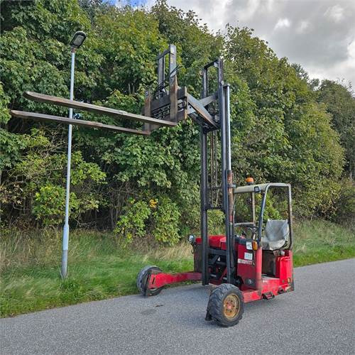 Moffett M4 25.3 - Påhängstruck: bild 3 Moffett M4 25.3 - Påhängstruck: bild 3