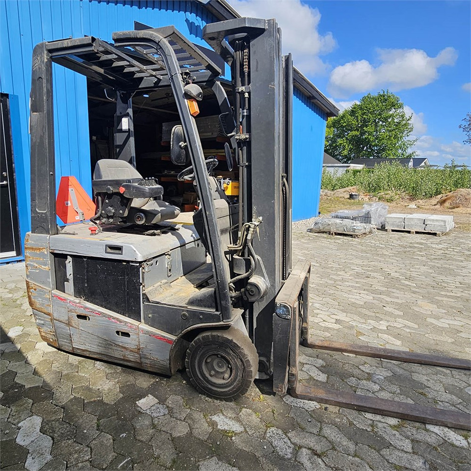 Nissan 1N1L150 - Motviktstruck: bild 4 Nissan 1N1L150 - Motviktstruck: bild 4