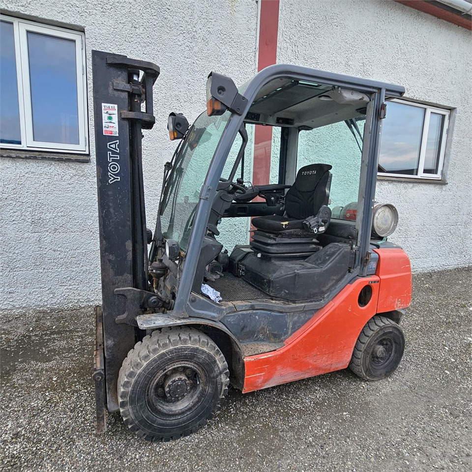 Toyota 02-8FGF25 - Motviktstruck: bild 1 Toyota 02-8FGF25 - Motviktstruck: bild 1