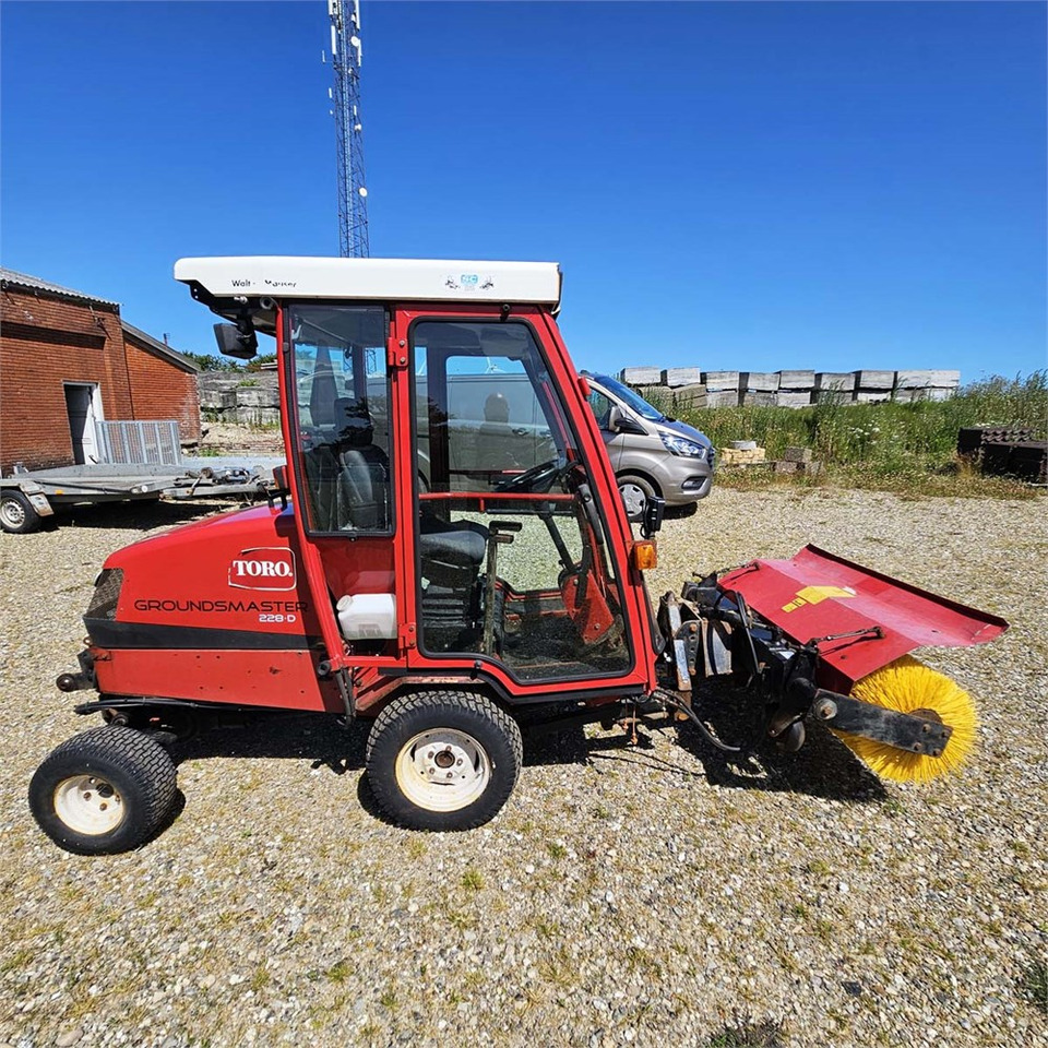 Toro Groundsmaster 228 D - Utility/ Specialfordon: bild 3 Toro Groundsmaster 228 D - Utility/ Specialfordon: bild 3