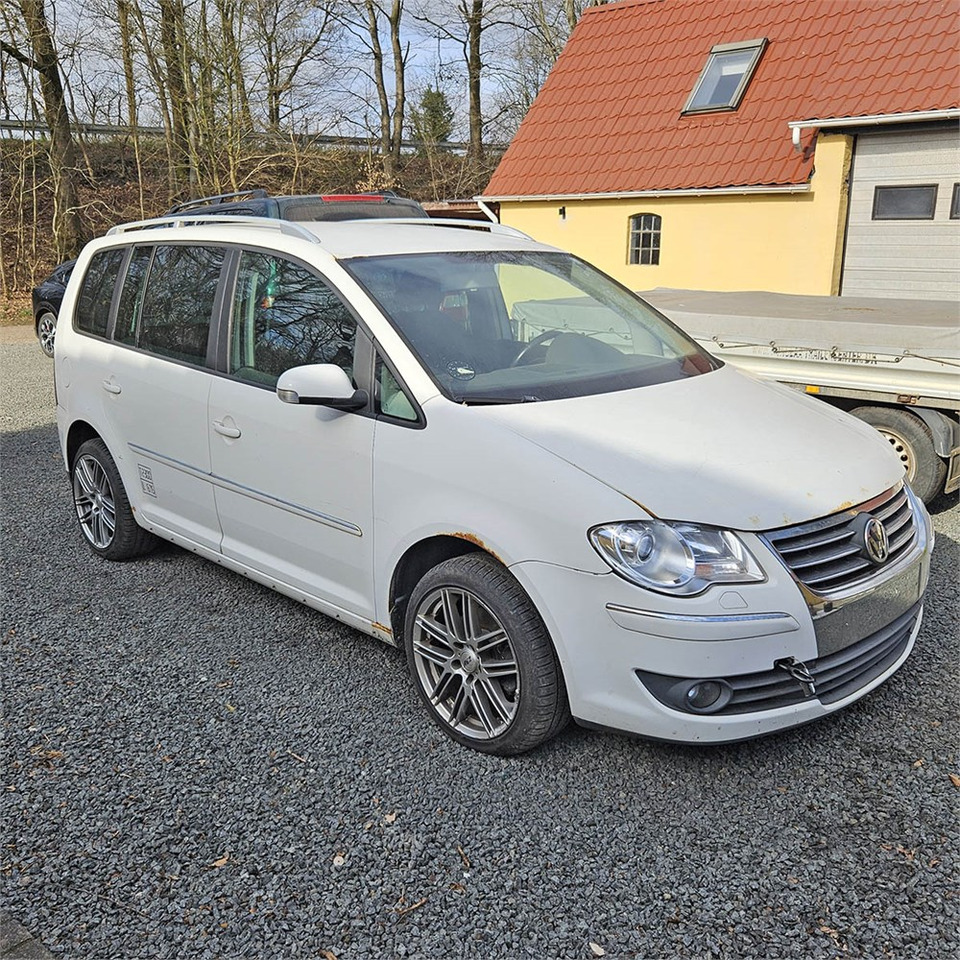 VW Touran Van 2,0 tdi automatisk - Personbil: bild 1 VW Touran Van 2,0 tdi automatisk - Personbil: bild 1