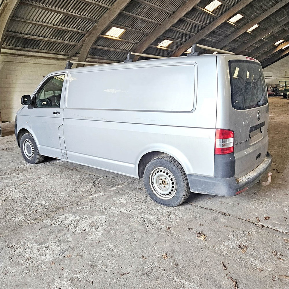 VW Transporter 2,0 Tdi - Små skåpbil: bild 3 VW Transporter 2,0 Tdi - Små skåpbil: bild 3