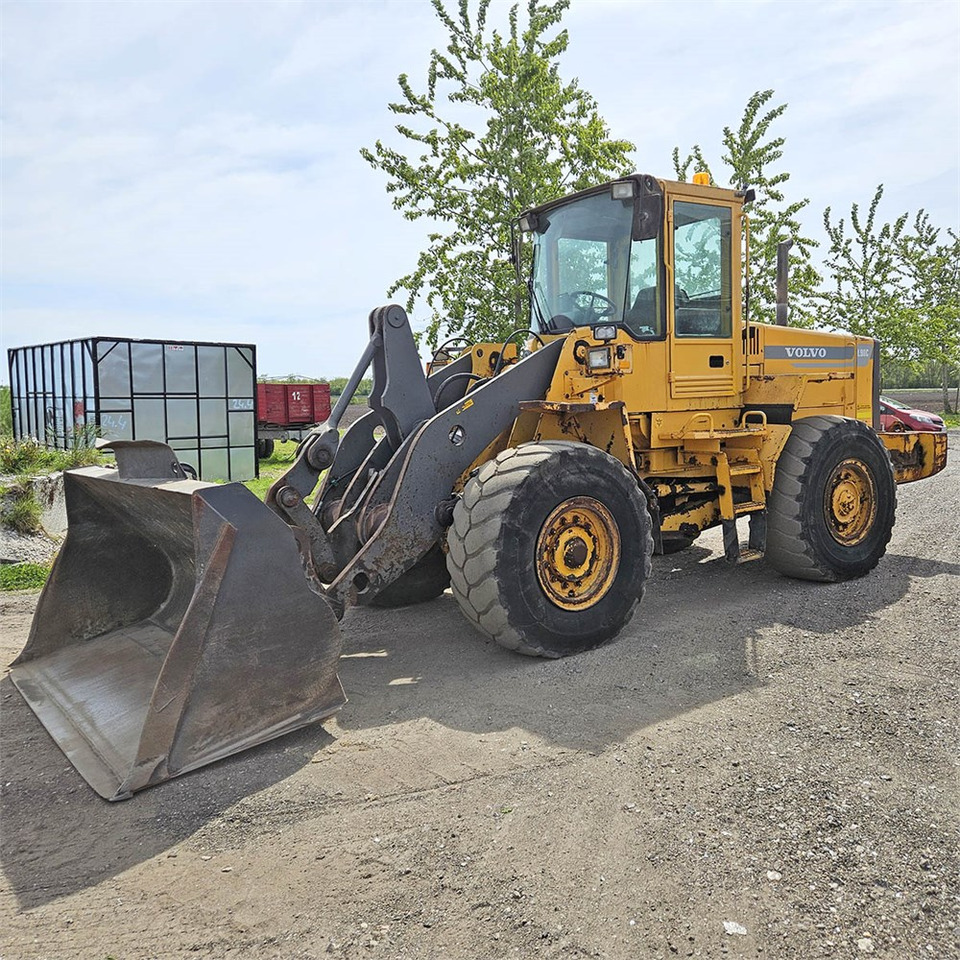 Volvo L90C - Hjullastare: bild 1 Volvo L90C - Hjullastare: bild 1