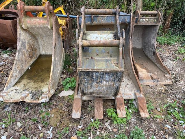 ENGCON LOT EQUIPEMENT S60 - Grävmaskinsskopa: bild 1 ENGCON LOT EQUIPEMENT S60 - Grävmaskinsskopa: bild 1