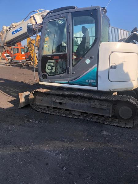 Kobelco SK 75SR-3E - Minigrävmaskin: bild 5 Kobelco SK 75SR-3E - Minigrävmaskin: bild 5