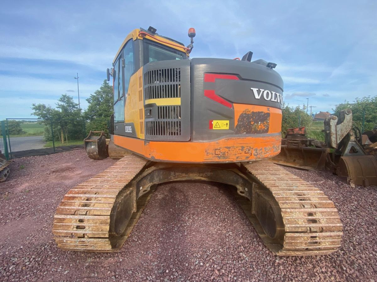 Volvo ECR 235EL - Bandgrävare: bild 5 Volvo ECR 235EL - Bandgrävare: bild 5